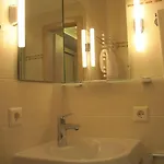 Vier Jahreszeiten Hotel