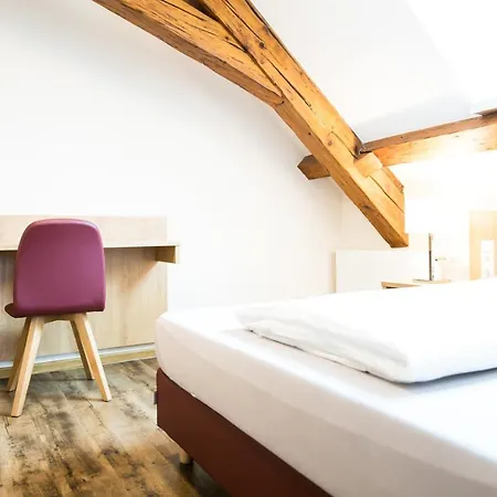 Hotel Vier Jahreszeiten 2*