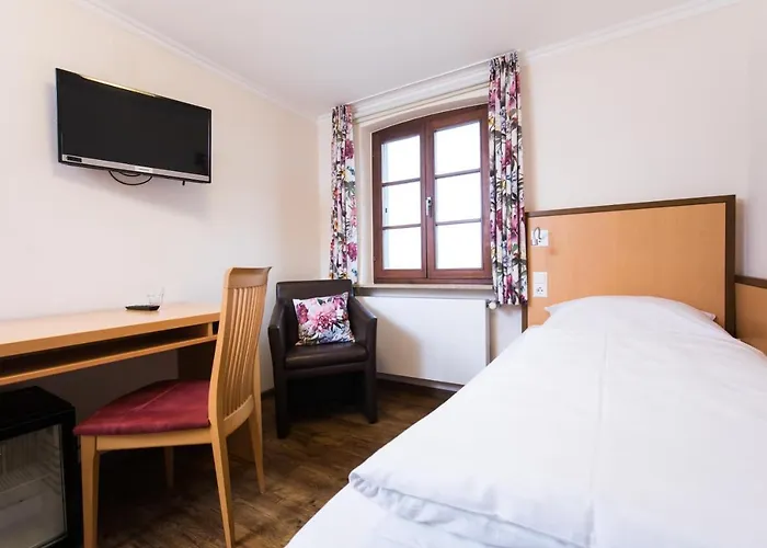 Ξενοδοχείο Vier Jahreszeiten