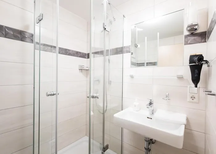 Ξενοδοχείο Vier Jahreszeiten